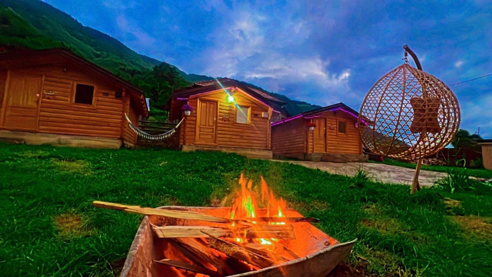 Dedushi Guesthouse &Wood Cabins-Camping Place Gusinje Exteriér fotografie